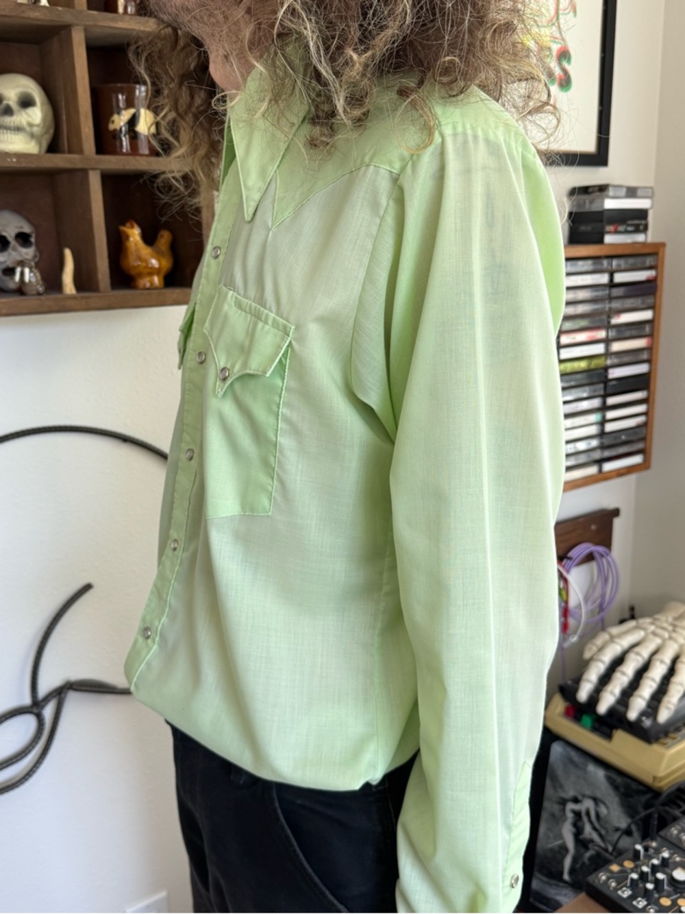 Vintage 60s Lime Green Pearl Snap Semi Sheer Spear Collar Western ~ Size Medium - Picture 3 of 8